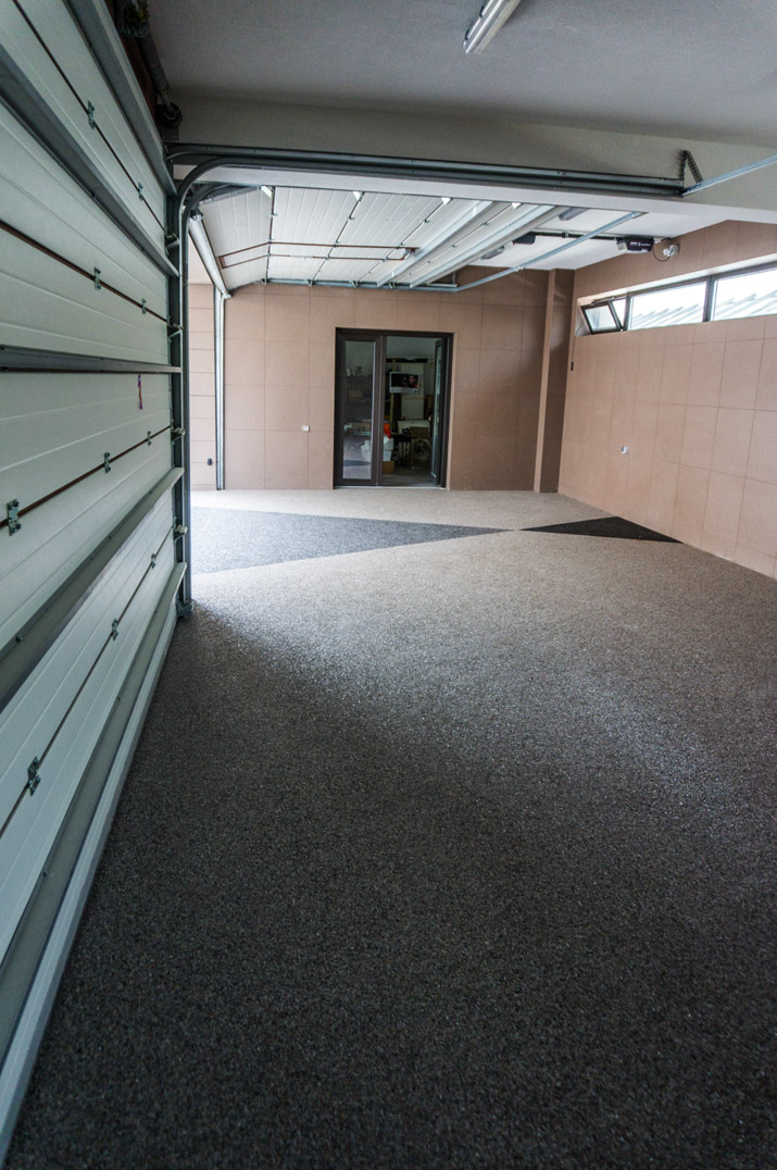 paving provider natural stone carpet system for garage