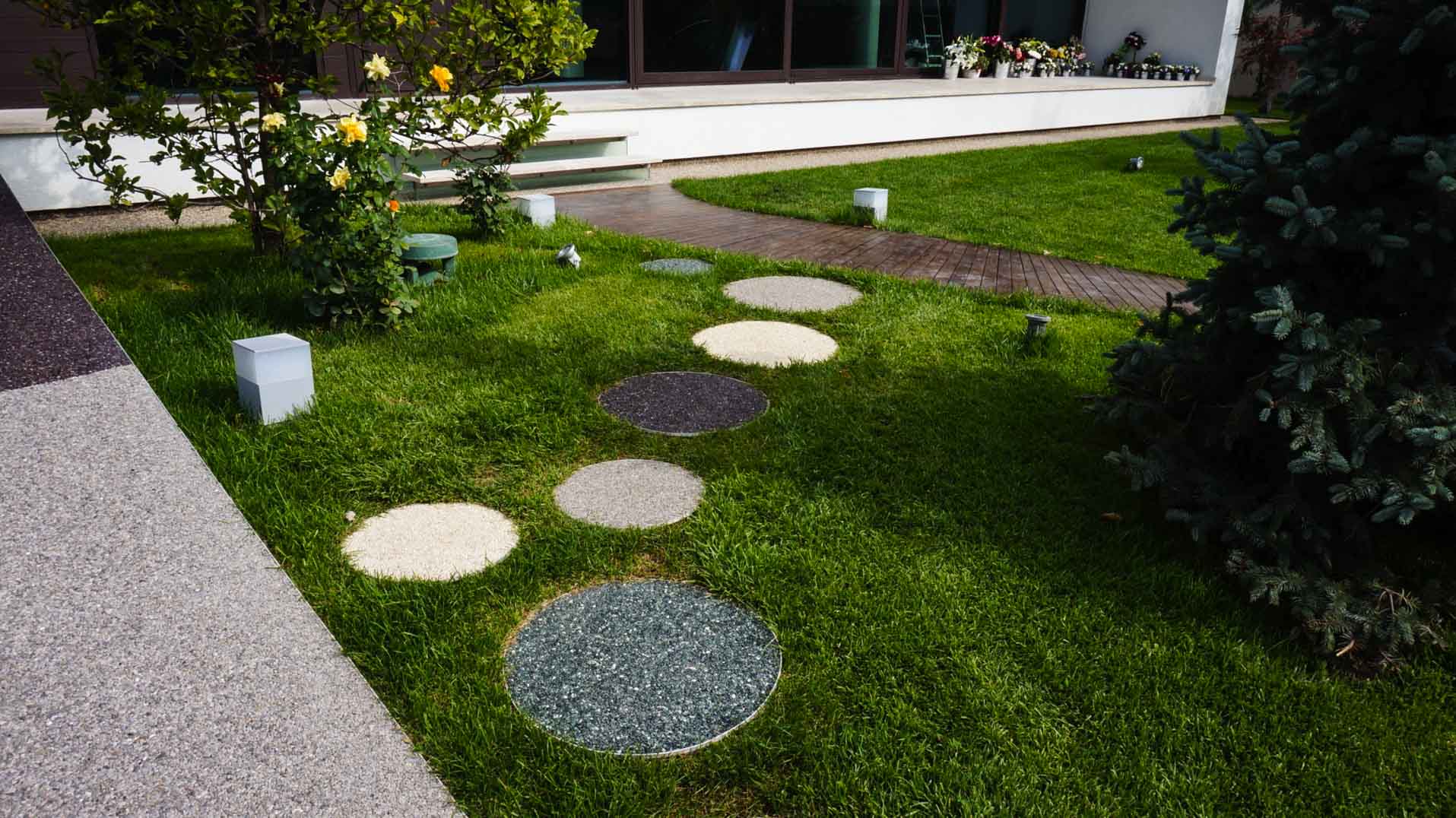 stone carpet circles
